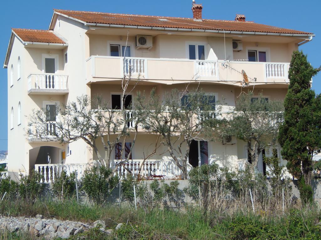 Apartments Zoran Povljana Exterior foto
